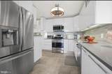 5225 Pooks Hill Road - Photo 10
