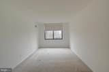5225 Pooks Hill Road - Photo 15