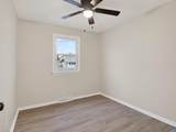 307 Spruce St - Photo 11