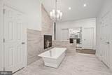 1404 Wynhurst Lane - Photo 23