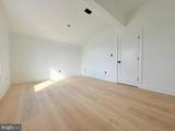 319 8TH Street - Photo 3