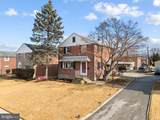 409 Grays Avenue - Photo 2