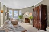 678 Gateway Drive - Photo 4