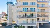 305 11TH Street - Photo 1