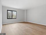 205 Yoakum Parkway - Photo 15