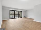 205 Yoakum Parkway - Photo 8