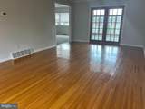 310 Surrey Road - Photo 9