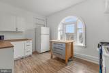 1720 Memorial Avenue - Photo 6