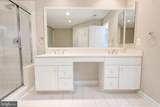 904 Oak Knoll Terrace - Photo 31