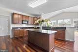1413 Della Way - Photo 12