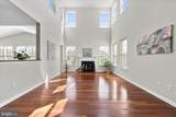 1413 Della Way - Photo 18