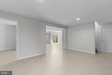 1413 Della Way - Photo 42