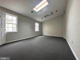 1124 Charles Street - Photo 15