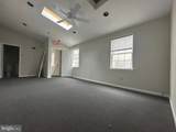 1124 Charles Street - Photo 16