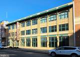 667 Broad Street - Photo 3