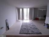 2059 Huntington Avenue - Photo 3