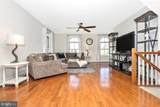 9112 Kenway Lane - Photo 7
