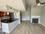 921 Hillside Lake Terrace - Photo 5