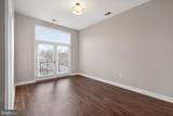 989 Buchanan Street - Photo 18