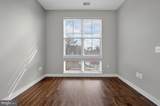 989 Buchanan Street - Photo 24