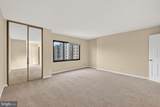 203 Yoakum Parkway - Photo 17