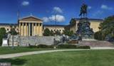 2200 Benjamin Franklin Parkway - Photo 18
