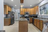 9533 Barbaras Way - Photo 11
