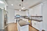 274 Oak Avenue - Photo 4