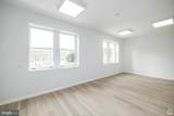 219 Hanover - Photo 17