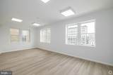 219 Hanover - Photo 18