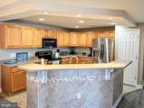 305 11TH Street - Photo 3