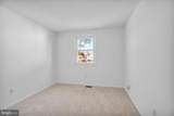215 Hampshire Drive - Photo 15