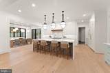 8230 Weller Avenue - Photo 17