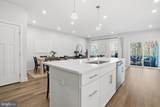 60 Pratt - Photo 8