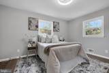 833 Loxford Terrace - Photo 17