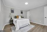 833 Loxford Terrace - Photo 34