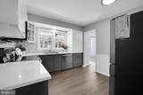 833 Loxford Terrace - Photo 8