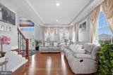 107 Paris Court - Photo 12