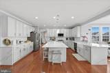 107 Paris Court - Photo 15