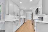 7804 Carrleigh Parkway - Photo 15