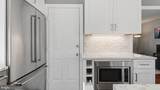 4606 Verplanck Place - Photo 16