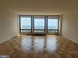 210 Locust Street - Photo 2