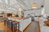 593 Glebe Road - Photo 15