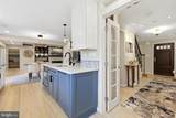10300 Crown Point Court - Photo 14