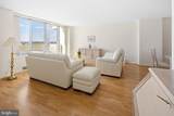 604-36 Washington Square - Photo 4
