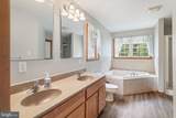 10 Hillside Avenue - Photo 22
