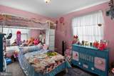 10 Pine Street - Photo 22