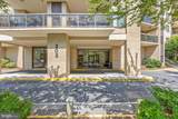 203 Yoakum Parkway - Photo 2