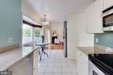 2421 Pondside Terrace - Photo 9