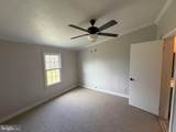 401 Charles Way - Photo 20